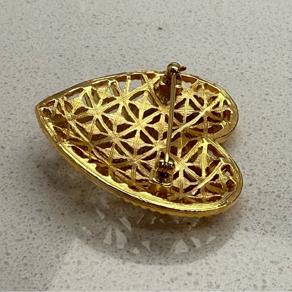 Vintage Gold Tone Heart Brooch with Rhinestones - Picture 4 of 9